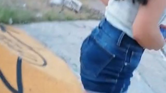 Arkadaşları Ekip Bırakınca Parkta Tanıştığım Kızı Para Karşılığı Eve Götürüp Siktim